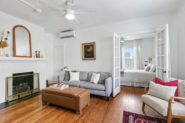 1836 Laurel St unit 2, Sarasota, FL 34236 - photo 6