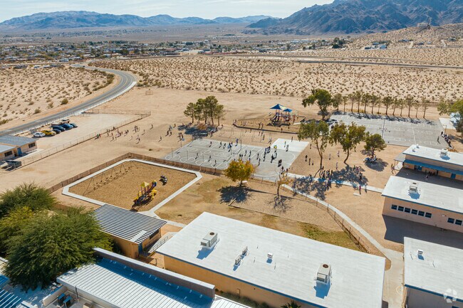 Oasis Elementary School serves students in grades K-6.