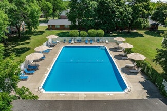 6 Avon Pkwy, Liverpool, NY 13090