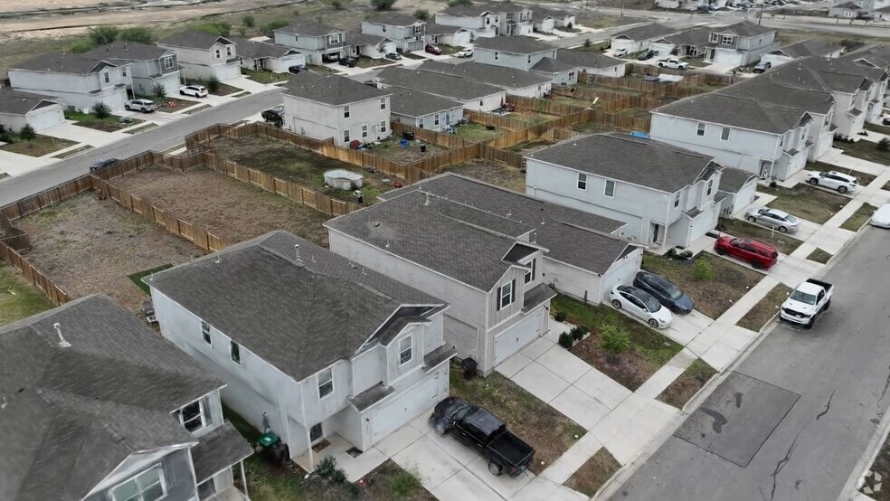 3965 Prairie Creek, New Braunfels, TX 78132 - photo 2