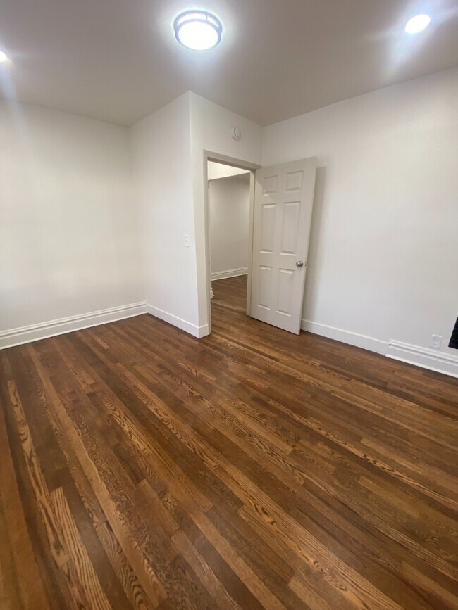 4746 S Grand Blvd unit 2S, Saint Louis, MO 63111 - photo 5