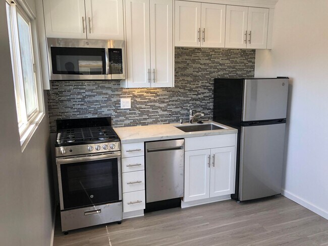 Ingraham - La Playa Point LP, San Diego, CA 92109 - photo 7