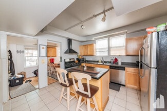 1456 W Irving Park Rd Unit 1, Chicago, IL 60613
