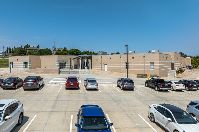 Frank V Bergman Elementary is a public school located in Manhattan, KS.