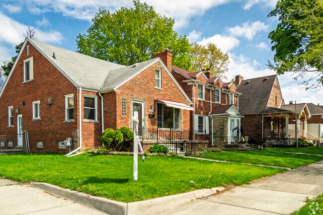 Bungalow-style homes give Woodworth its warmth and charm.