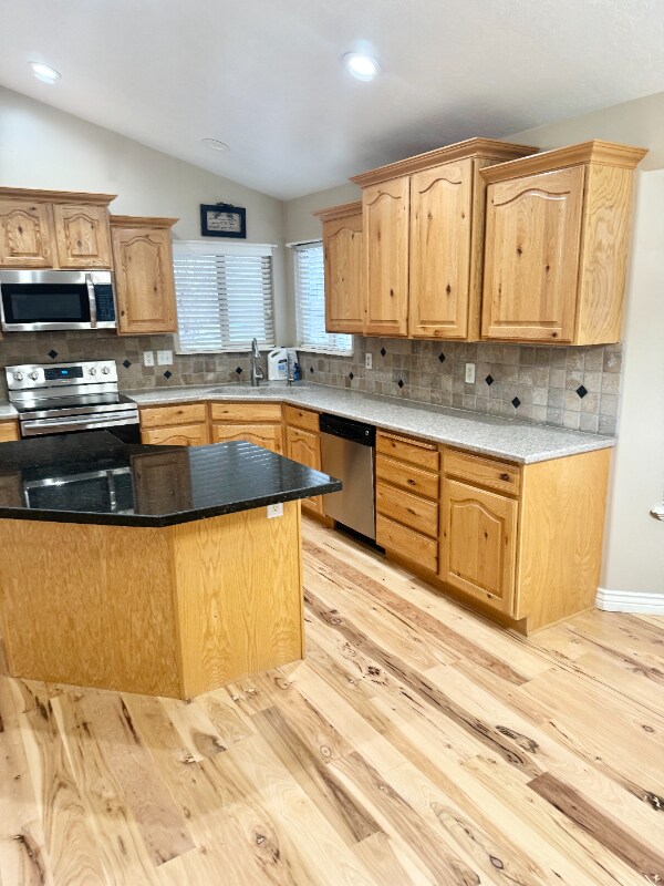 10369 S 2840 W, South Jordan, UT 84095 - photo 4