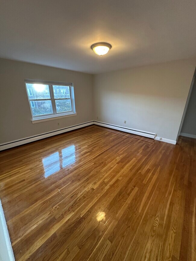 61 Selkirk Rd unit 11, Brighton, MA 02135 - photo 3