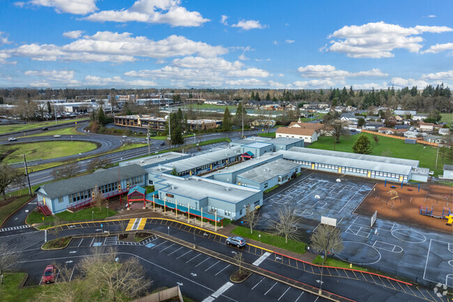 Willagillespie Elementary School is a public school in Eugene, Oregon.