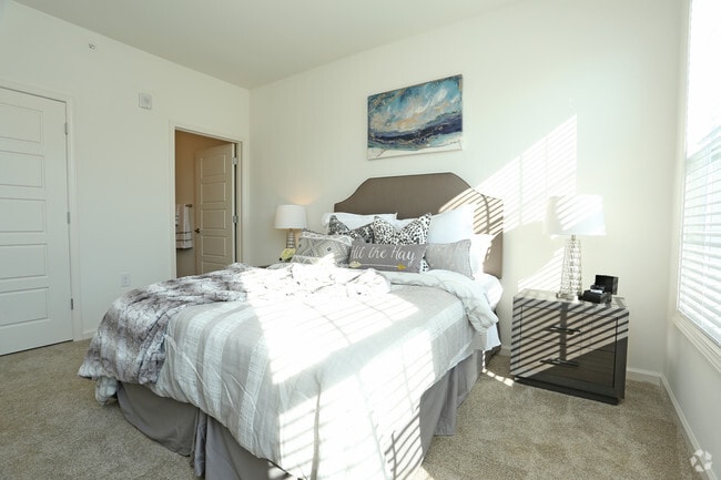 2BR, 2BA - 1,225 SF - Bedroom