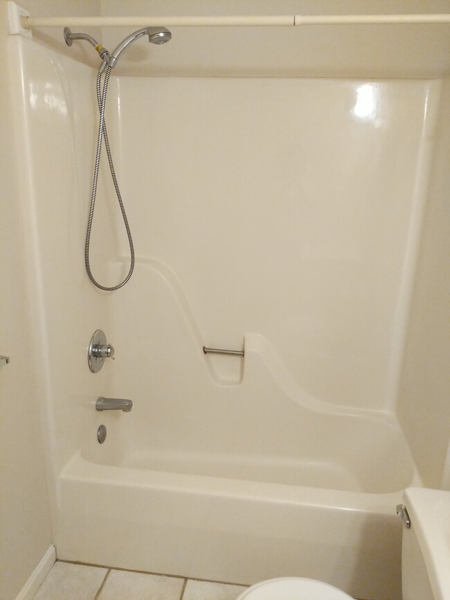 Master Bathroom, 1st Floor