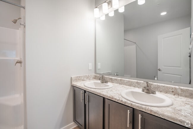 3BR, 2BA - 1,197SF - Primary Bathroom