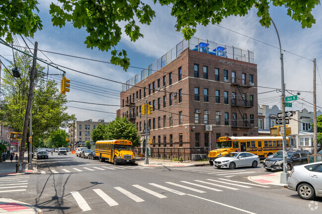 Bet Yaakov Orot Sarah offers schooling for grades Pre-K through 12.