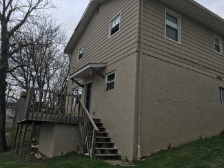 412 Sharon Ave Unit 412 Sharon, Morgantown, WV 26505