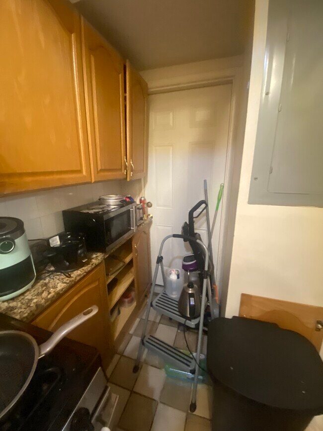 116 Saint Stephen St unit 25, Boston, MA 02115 - photo 4