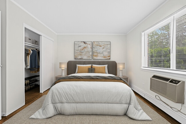 Brookfield Gardens, Ewing, NJ 08618 - photo 5