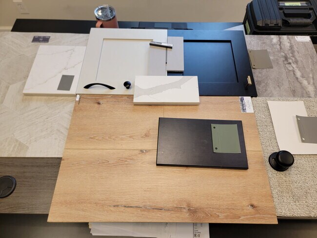 3270 Hollace Dr, Jenison, MI 49428 - photo 4