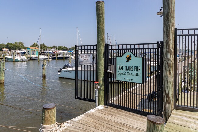 There are many docks like Lake Claire Pier in the Cape St. Claire area.