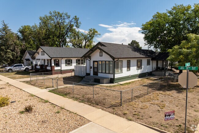 Most of the Sunrise community’s houses were built between the 1880s and the 1920s.