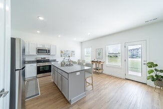 2716 S Alps Dr, Rogers, AR 72758