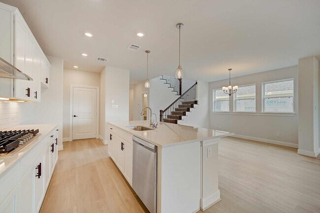 12375 Lost Petal unit 36453707, Schertz, TX 78154 - photo 7