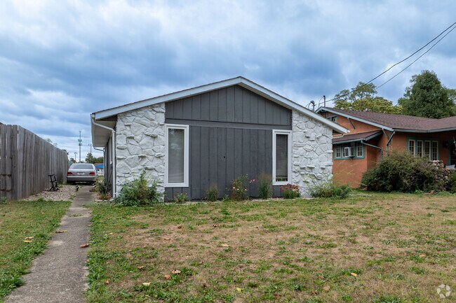 Bungalows are a popular option for home buyers in Riverside-Normal City.