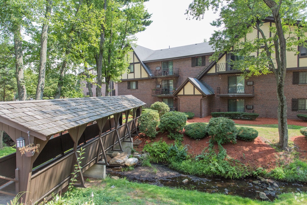 Royal Crest Nashua