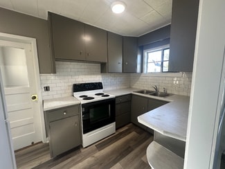 110 E Beloit Ave, Salina, KS 67401