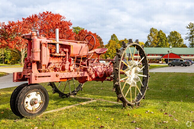 Shop locally at Butler Farm Market located on Evans City Rd in Connoquenessing Township.