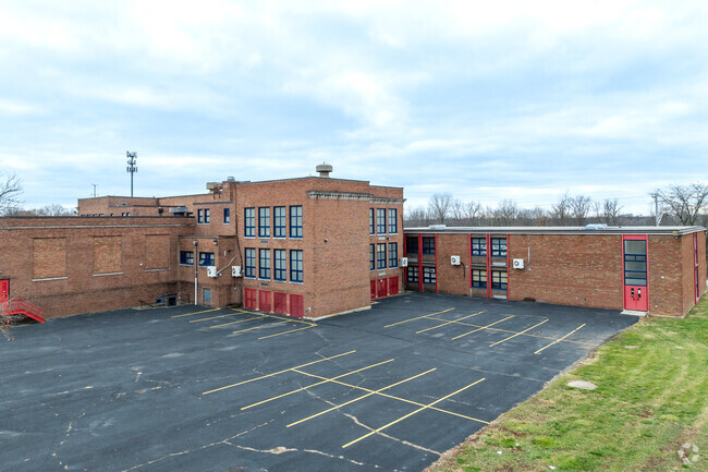 South Columbus Preparatory Academy is located in Marion Franklin, Columbus Ohio.