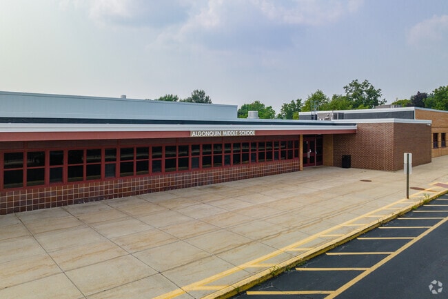 Algonquin Middle School is one of the options students of Merrill Algonquin Hills have.
