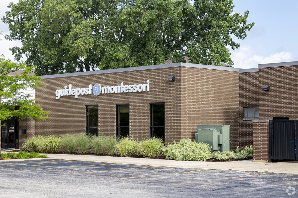 Guidepost Montessori Private Pre-K & Elementary.
