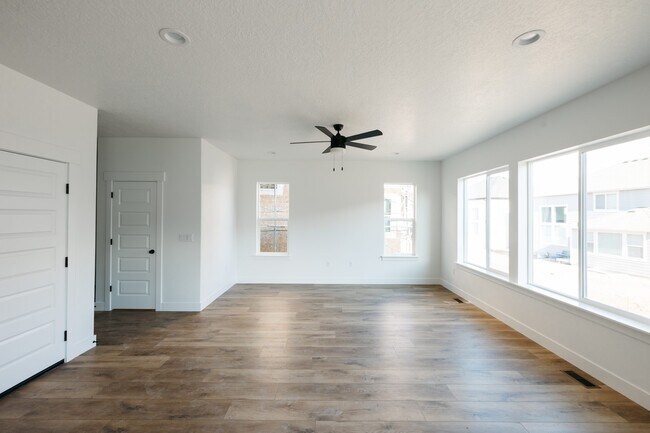 1032 N Canvasback Dr, Lehi, UT 84048 - photo 6