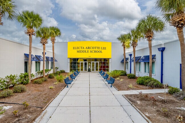 Electa Lee Magnet Middle School