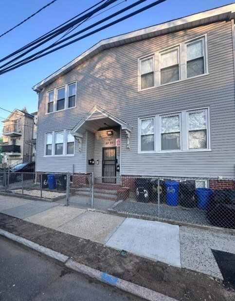60-62 Telford St Unit 2L, Newark, NJ 07106