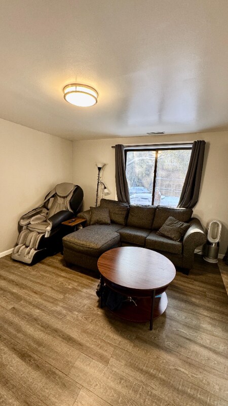 1360 W Evergreen Ave unit 2, Chicago, IL 60642 - photo 1