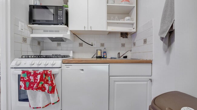 River Place South unit 229, Arlington, VA 22209 - photo 2