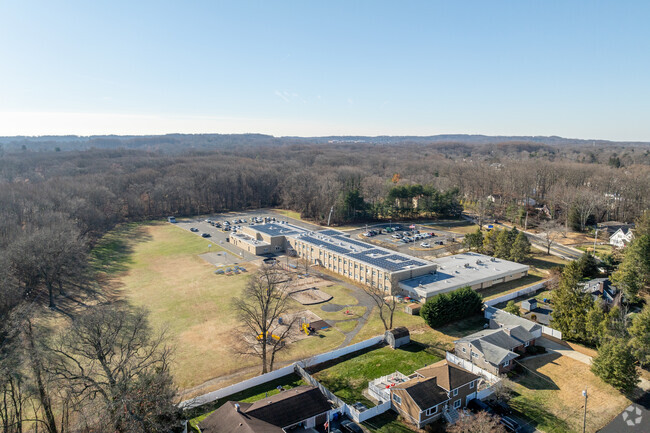 New Monmouth Elementary School