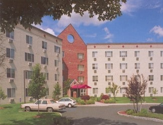 15 Summit Ave, Spring Valley, NY 10977