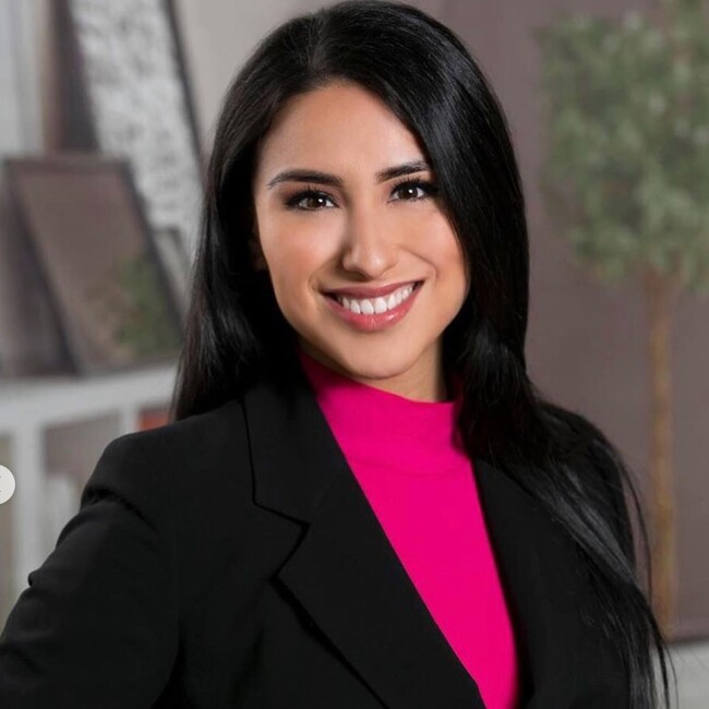 Agent Photo