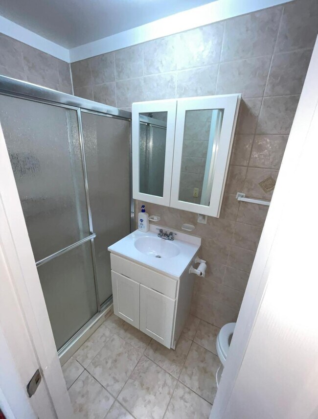 1101 Banner Ave unit 2, Brooklyn, NY 11235 - photo 7