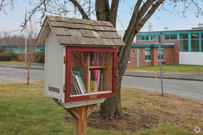 Highlands Elementary School is located in Danvers, MA.