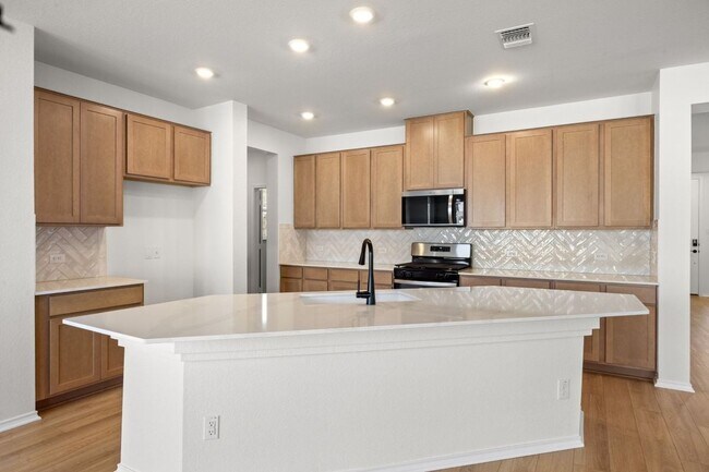 4930 Herculaneum Ln, Round Rock, TX 78665 - photo 3