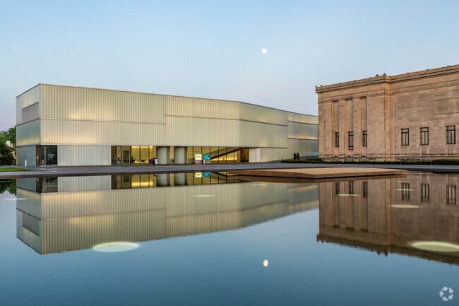 The Nelson-Atkins Museum has water view from the building in Southmoreland.