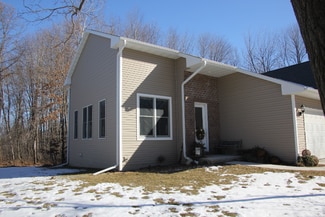 1338 Haley Ct, Suamico, WI 54173