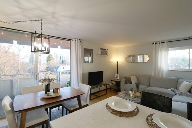 937 N Clarkson St, Denver, CO 80218 - photo 6