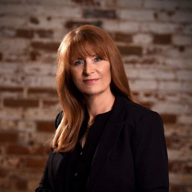 Agent Photo