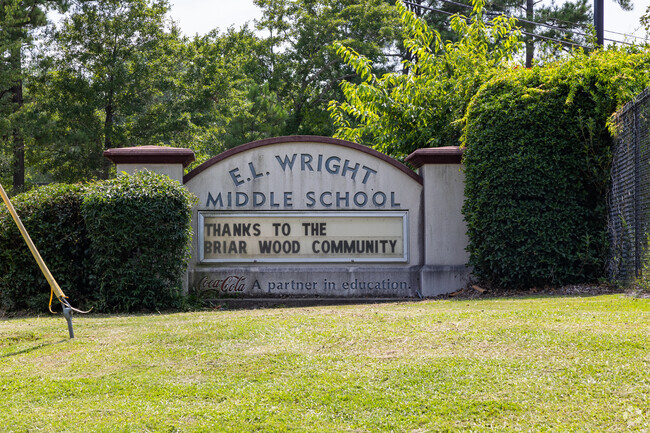 Welcome to E. L. Wright Middle School in Columbia.