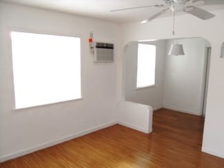 900 SW 7th Terrace Unit B, Hallandale Beach, FL 33009