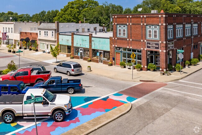 Englewood Arts District has several art galleries and multiple restaurants.