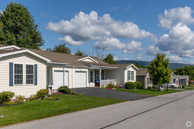55 and older residents can enjoy living in the Deer Meadow community in Loop.
